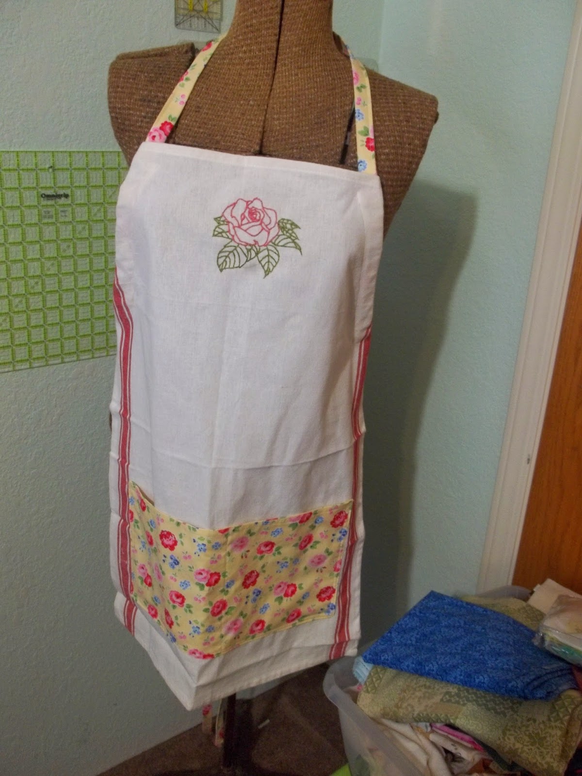 Michelle's Little Piece Of Heaven Tea Towel Apron.