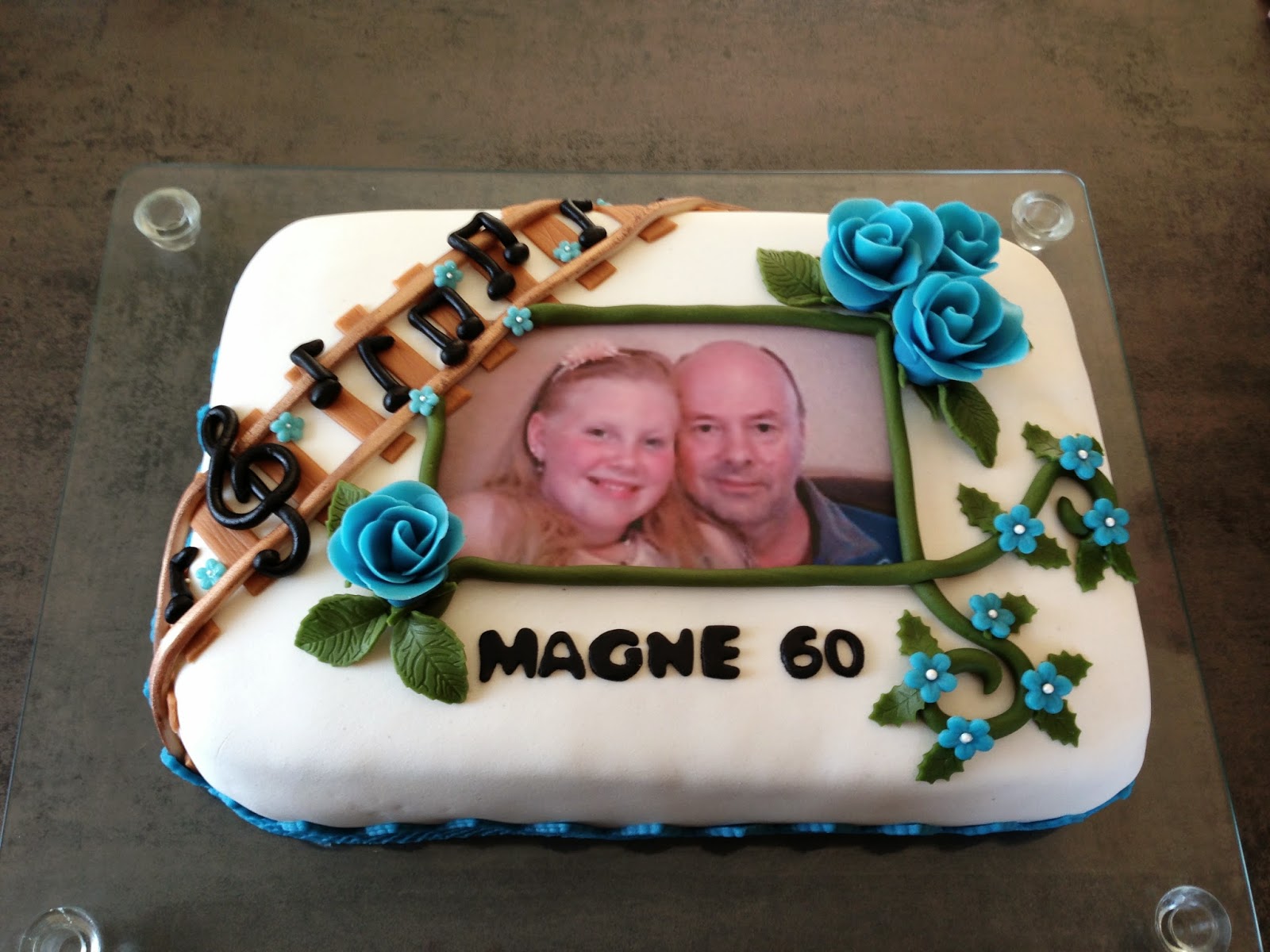 marlenes-kaker-og-design-kaker-med-spiselig-bilde