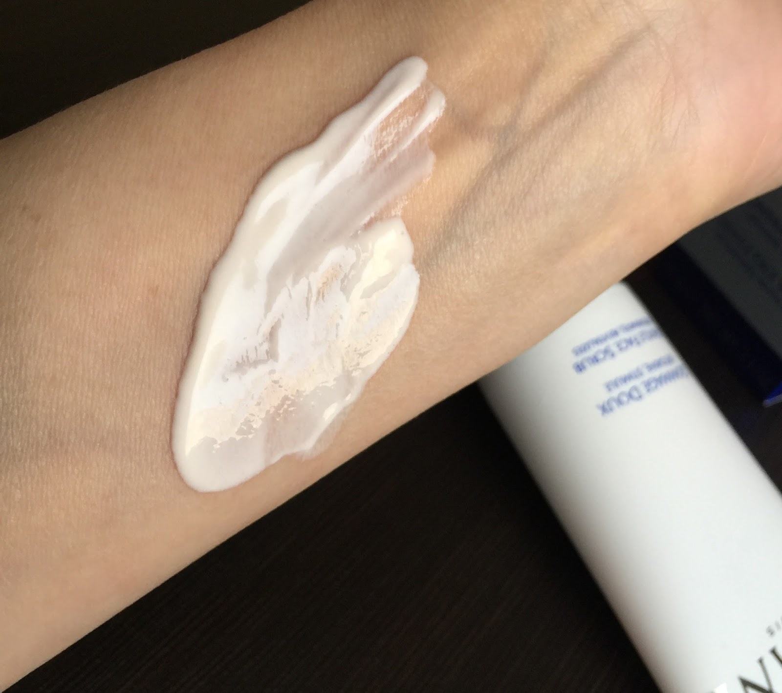 Gentle Face Scrub/Мягкий крем скраб и Anagenese Essential Time