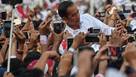 Bukannya Untung, Buzzer Pro Pemerintah Justru Bikin Jokowi-Maruf Buntung Bukannya Untung, Buzzer Pro Pemerintah Justru Bikin Jokowi-Maruf Buntung