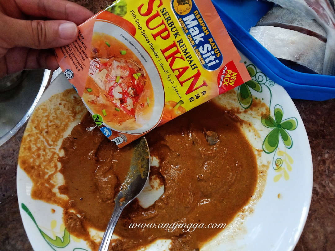 Masak sup ikan lebih mudah dan sedap dengan Rempah Mak Siti
