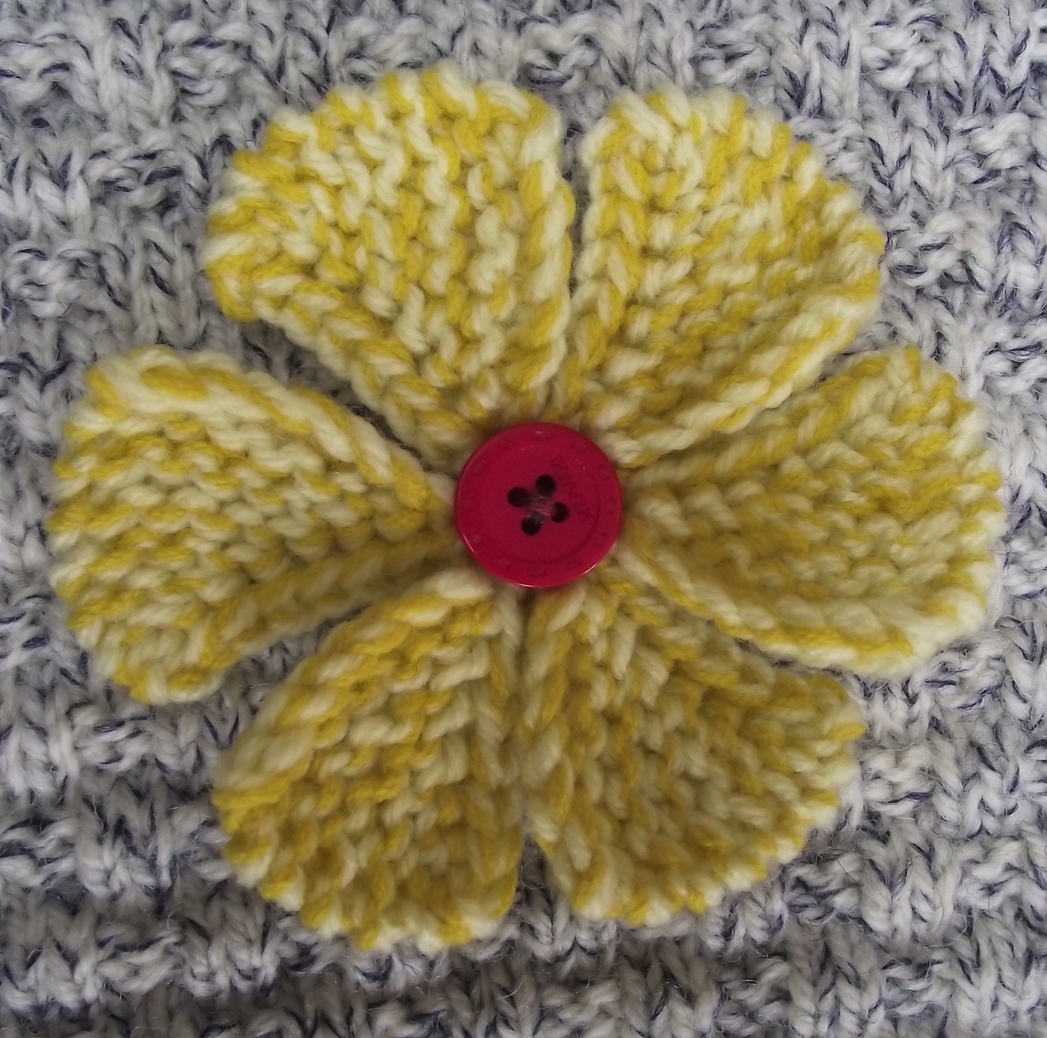 Lizzie Lenard Vintage Sewing Knitted Flowers