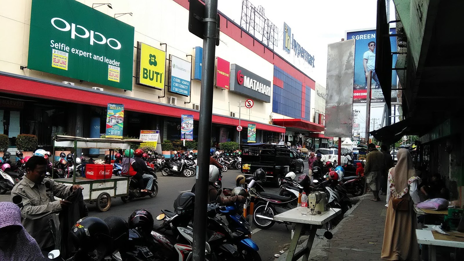 Toko Morodadi Pekalongan Giat Belajar
