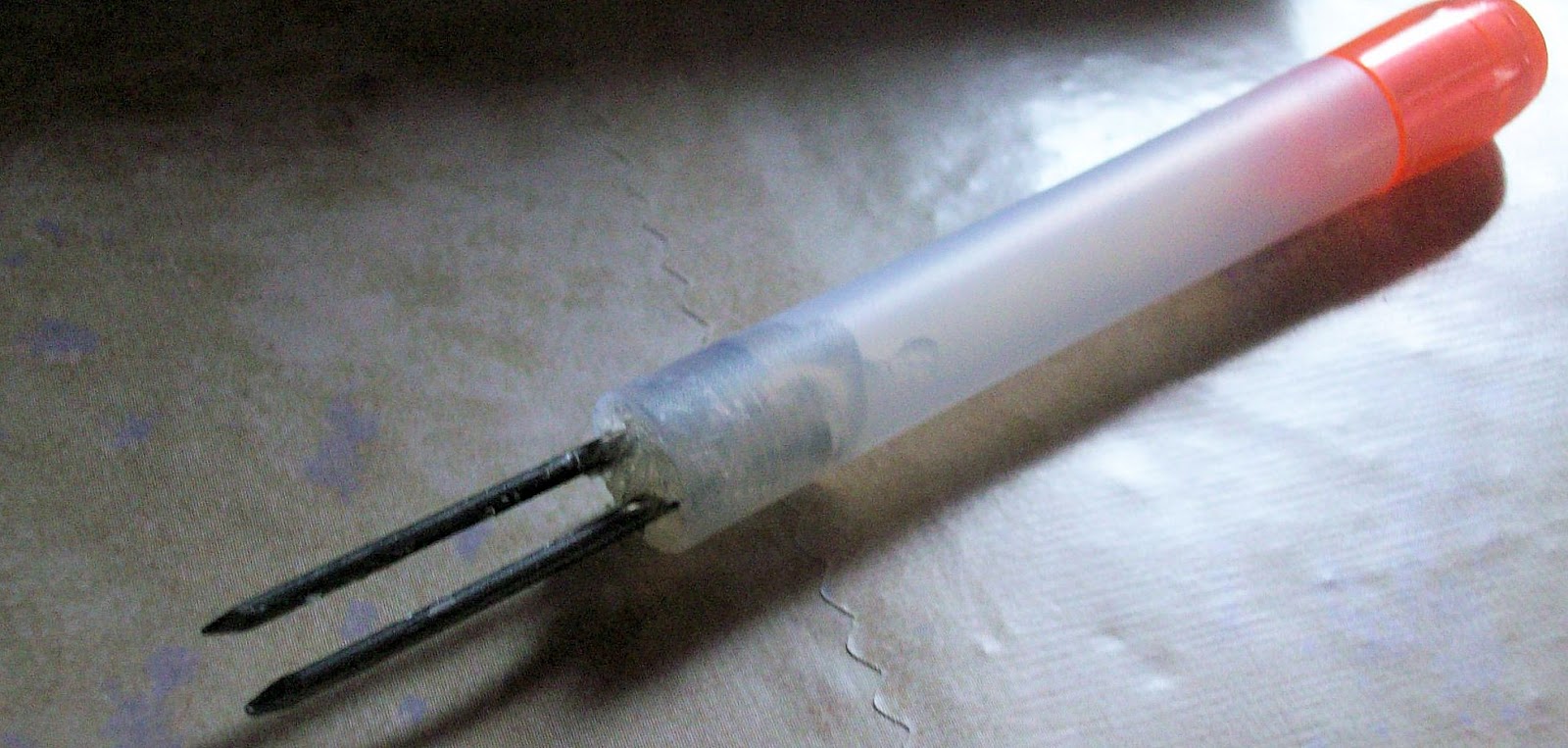 Crafting The Day Away DIY Paper Bead Roller and Bead Hole Maker