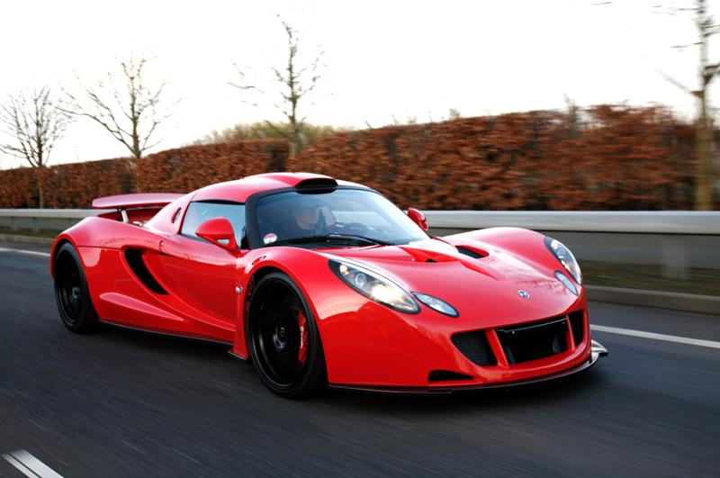 KCSupercars: Hennessey Venom GT vs Bugatti Veyron Super Sport