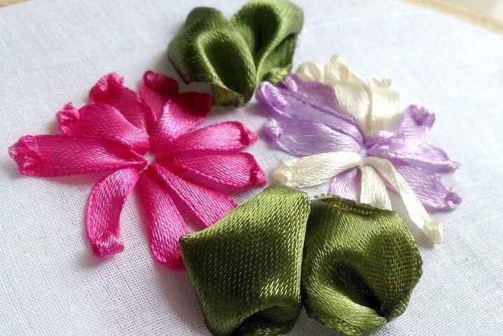 Thêu hoa bằng dây ruy băng - Hình 1