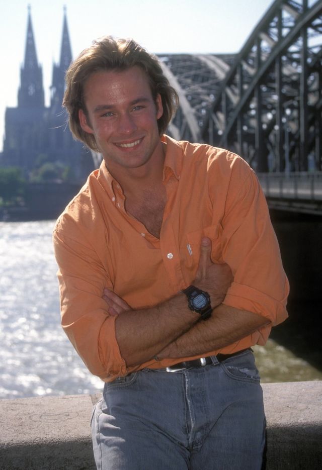 Favorite Hunks & Other Things: Happy Birthday today February 10th