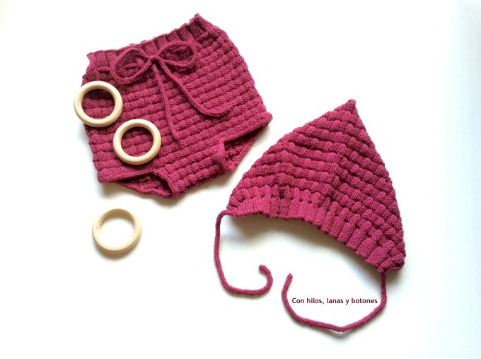 Con hilos, lanas y botones: Picnic Baby Bloomers and Pixie Hat