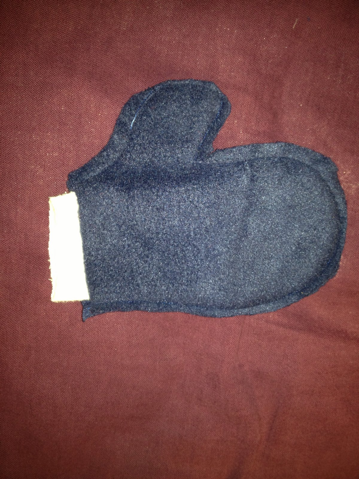 Beth Being Crafty Upcycled socks into mittens!