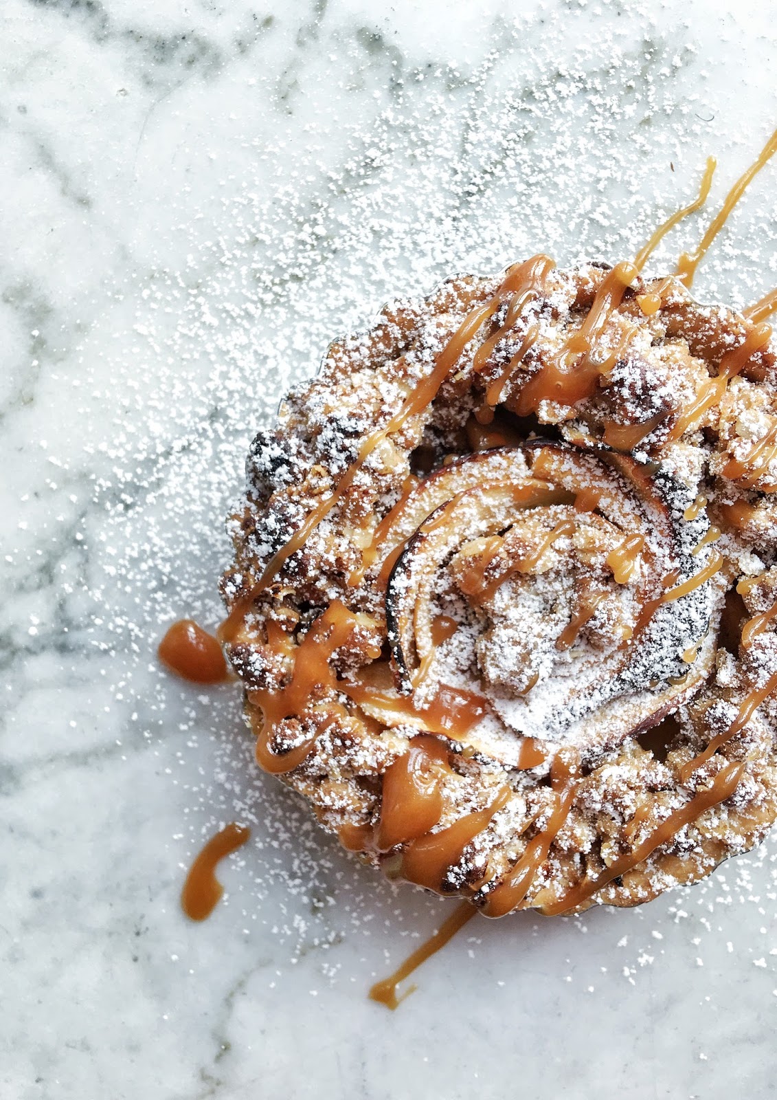 CAST IRON APPLE CRUMBLE PIE visual data 3