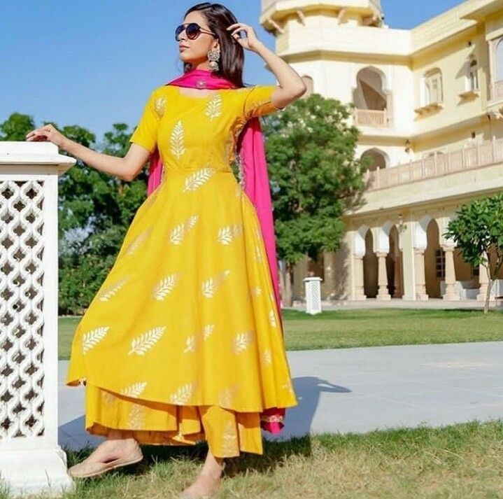 New Punjabi Suits Design Summer 2020 Curvyville Traditional phulkari, leheriya pattern, cottons and silks mixed up for a whole new wedding punjabi salwar kameez. new punjabi suits design summer 2020
