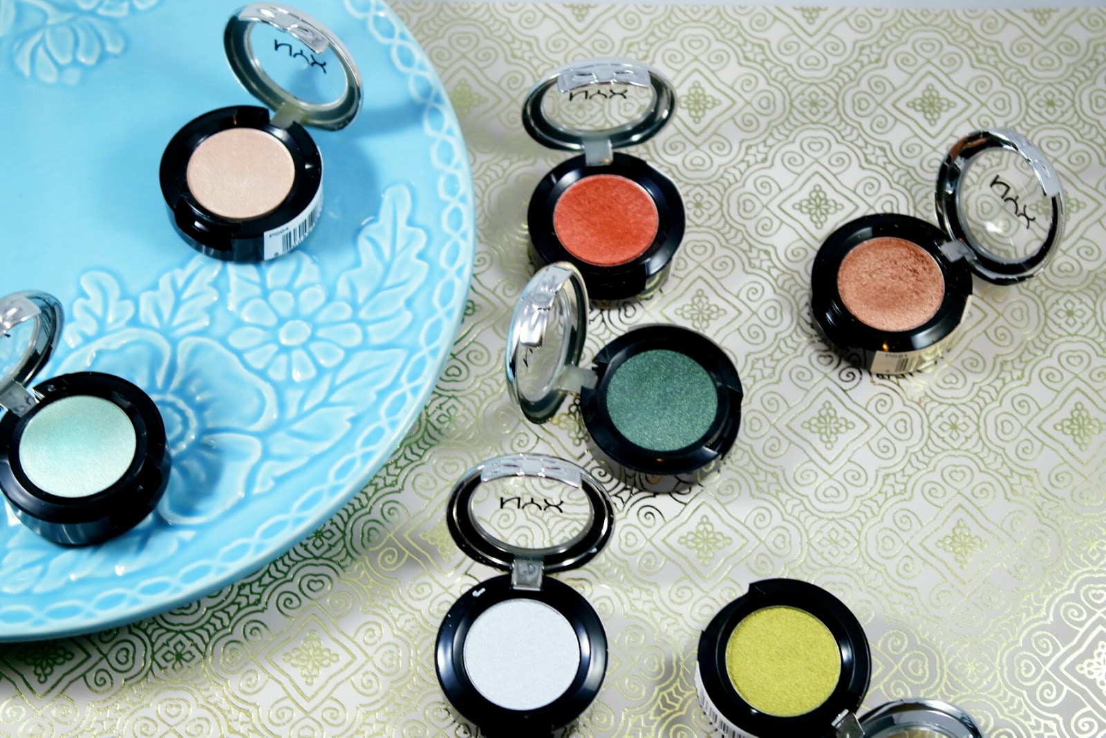 The Best Eyeshadow at the Drug Store? Nyx Prismatic Eyeshadow Review