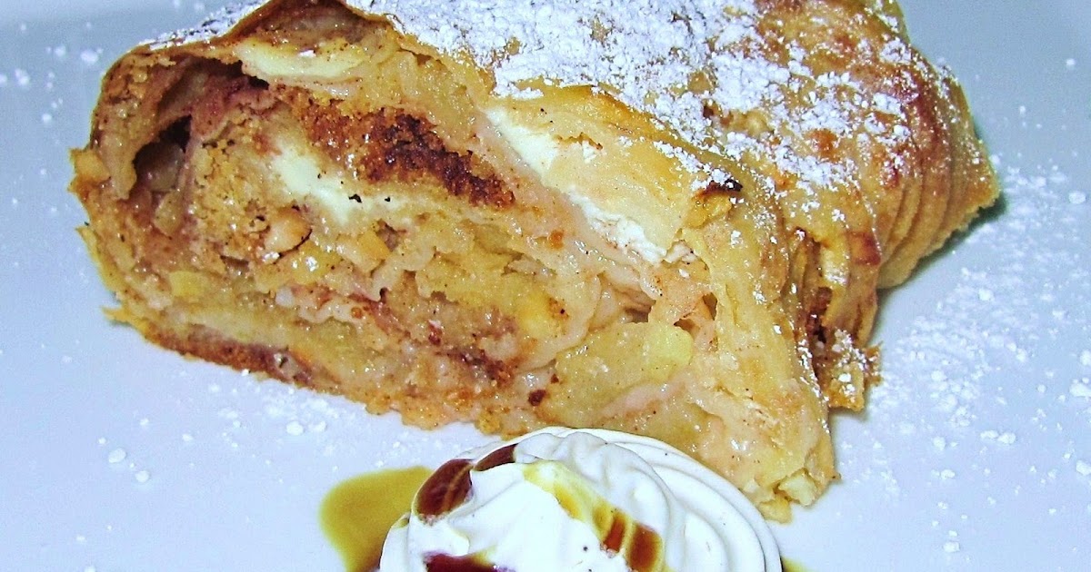 stuttgartcooking: Apfel-Nuss-Strudel mit Sahne und Kürbiskernöl