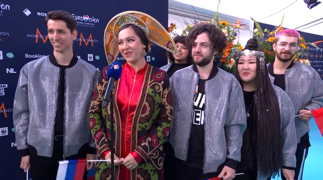 EUROVISION 2021: TURQUOISE / RED CARPET IN PHOTOS