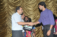 Madatha Kaja Movie platinum disc