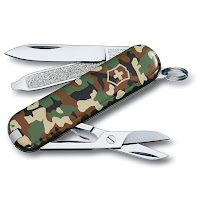 Men's Christmas Gift Ideas - Swiss Army Knife, camping gift ideas, outdoor man gifts