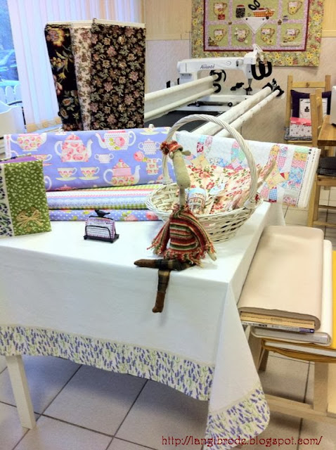 лось молодой, неопытный лось молодой, неопытный