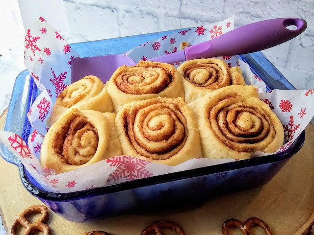 Sugar Free Vegan Cinnamon Rolls With a Pretzel Topping