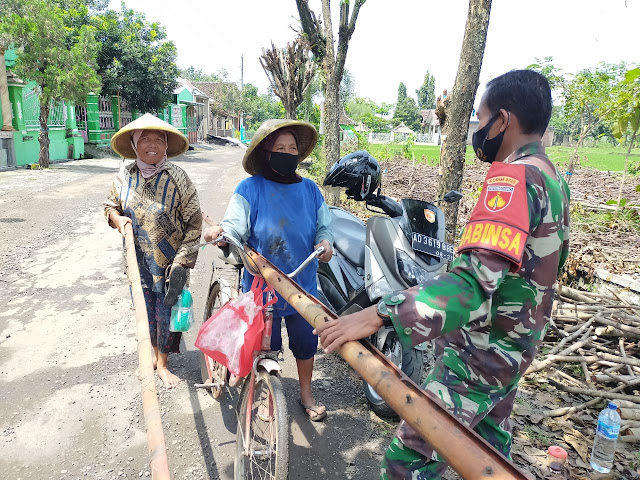 Babinsa Ngebung Himbau Pentingnya Pakai Masker Pada Warga Binaan