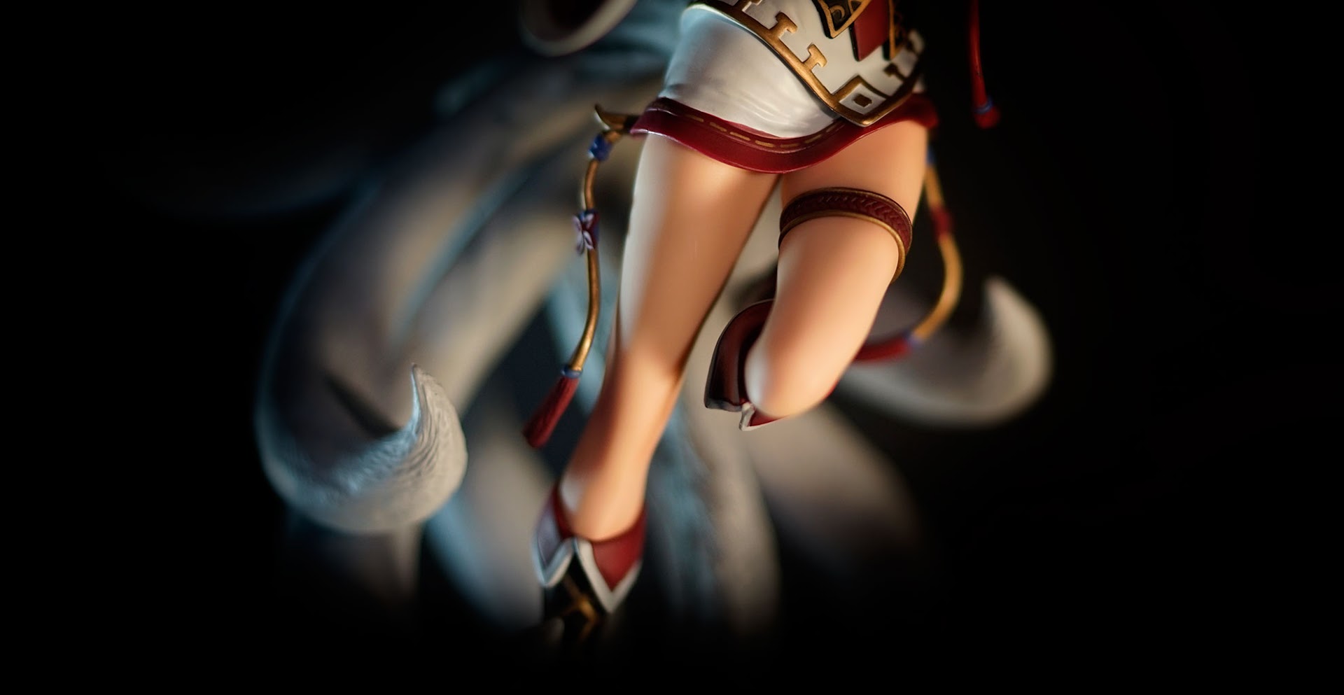 league of legends ahri statue