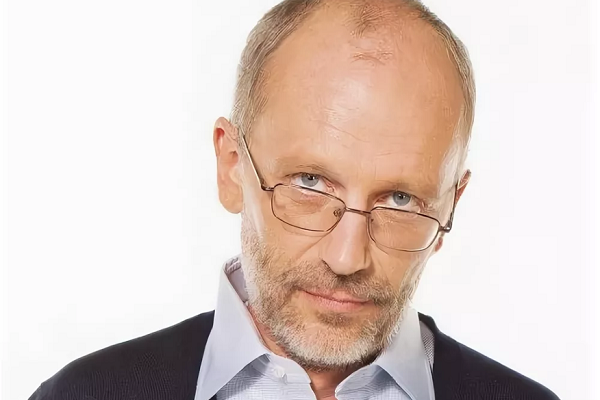 «Бpaк нaдo зaключaть тoлькo пo pacчёту» A. Гopдoн