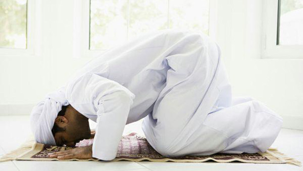 Ingin Bertaubat Tapi Tidak Tahu Harus Bagaimana? Shalat