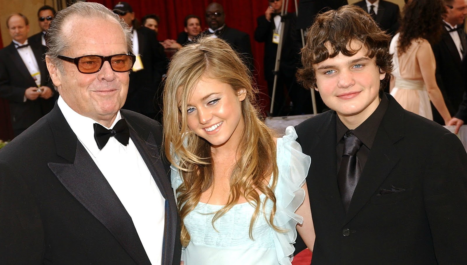 What's Ray Nicholson Net Worth? His Bio, Mother, Married, Wife