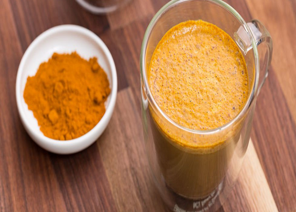 Benefits of drinking turmeric with milk on an empty stomach