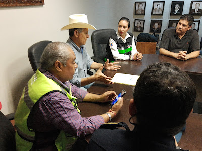 Alcalde de Huatabampo Ramón Díaz se reúne con Protección Civil Nacional, Estatal y Municipal