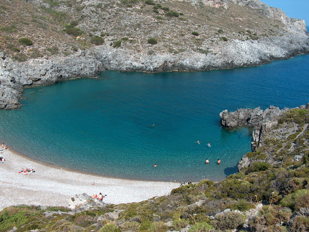 Τα δύο αντίθετα πρόσωπα των Κυθήρων Kythira - Antikythira