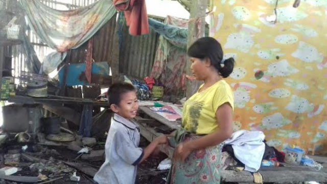 Kasihan! Sudah 10 Tahun Ibu dan Anak Ini Jarang Bisa Makan Nasi