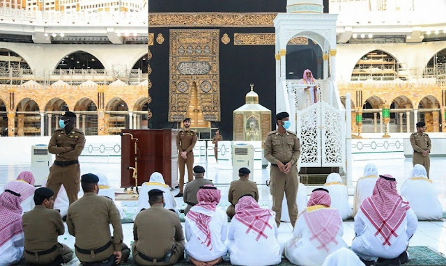 Foto-foto Penampakan Sholat Idul Fitri di Masjidil Haram Makkah saat Corona