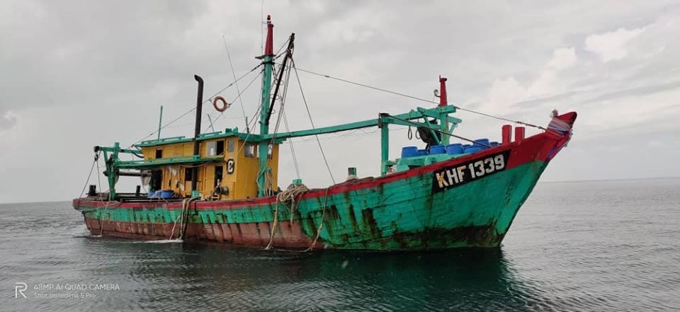 batuuban pasukan polis marin tahan