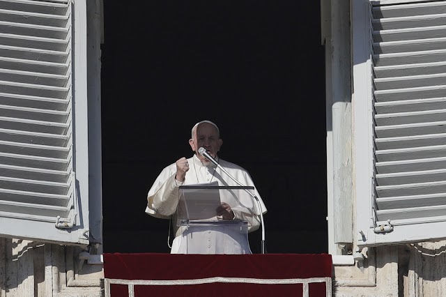 Papa admite ter perdido paciência com fiel e pede 'desculpas pelo mau exemplo'