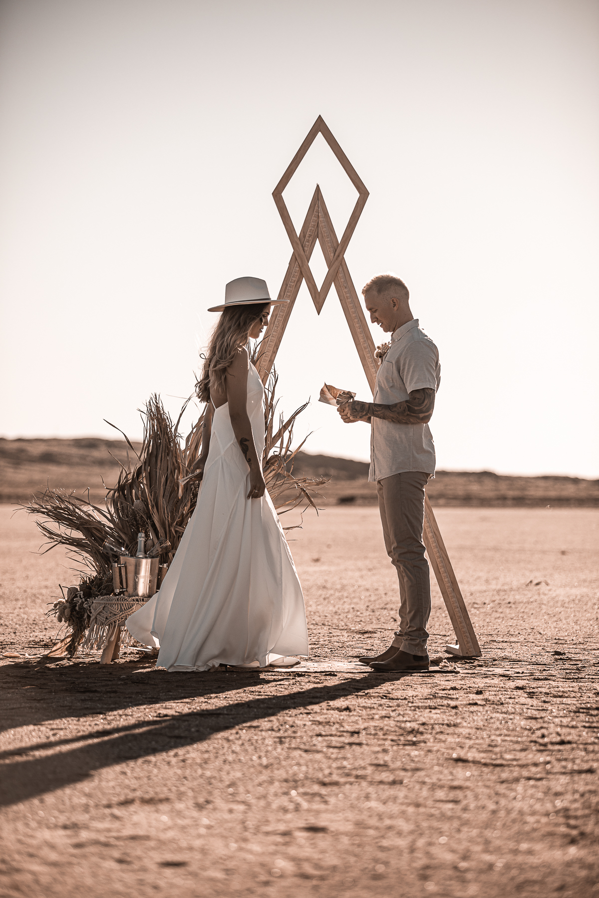 intimate bohemian elopement shoot | to the aisle pilbara region two unique photography and film weddings florals styling karratha wa