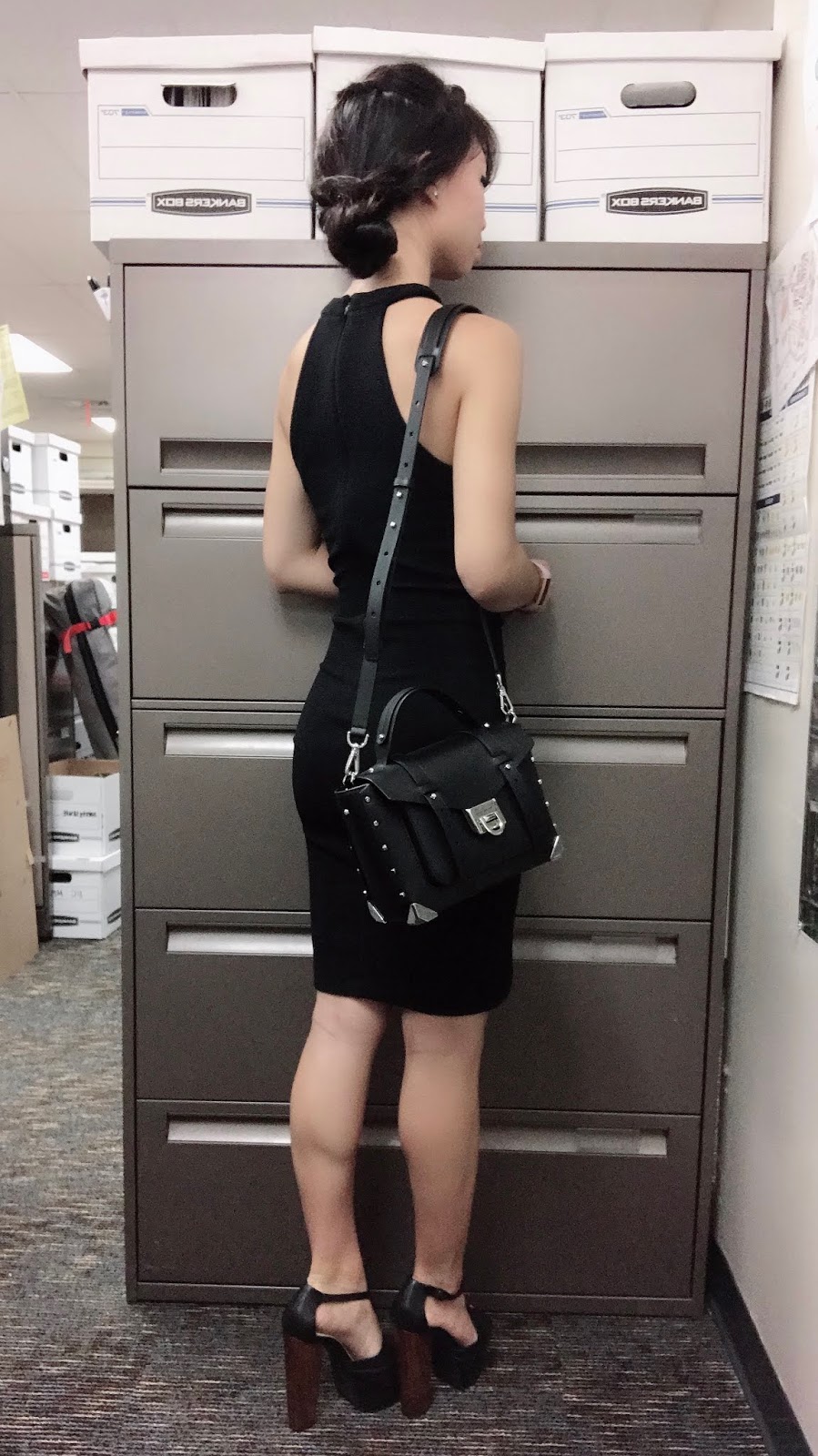 michael kors manhattan black medium