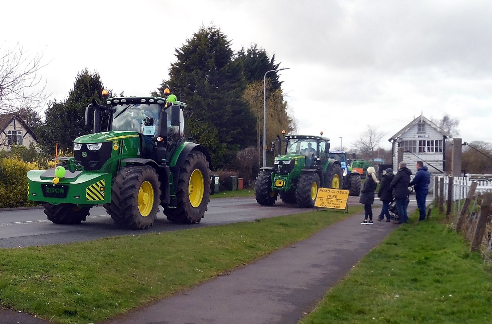 Nigel Fisher's Brigg Blog 22 PICTURES OF THE BRIGG TRACTOR RUN 2020 IN AID OF LINDSEY LODGE HOSPICE