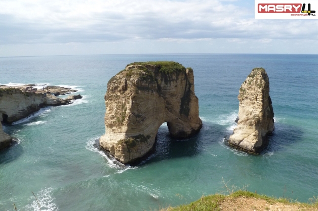 17 من أفضل المعالم السياحية الرائعة في لبنان صخرة الروشة  Tourism in Lebanon