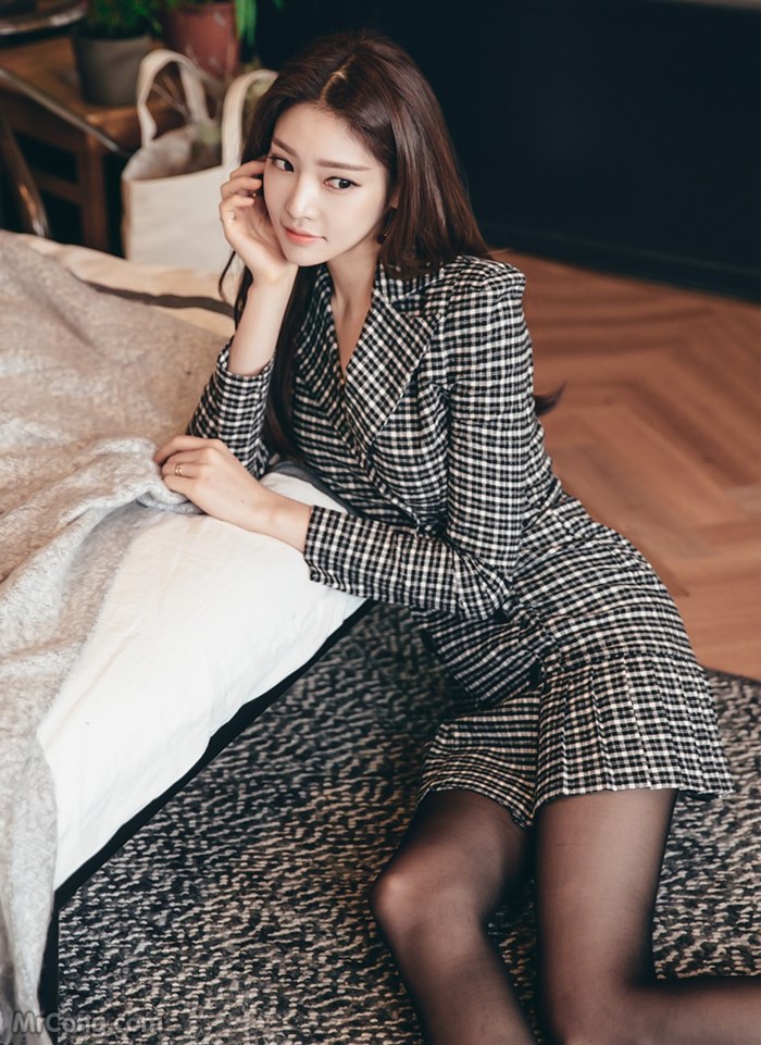 Beautiful Park Jung Yoon in the January 2017 fashion photo shoot (695 photos) photo 9-16