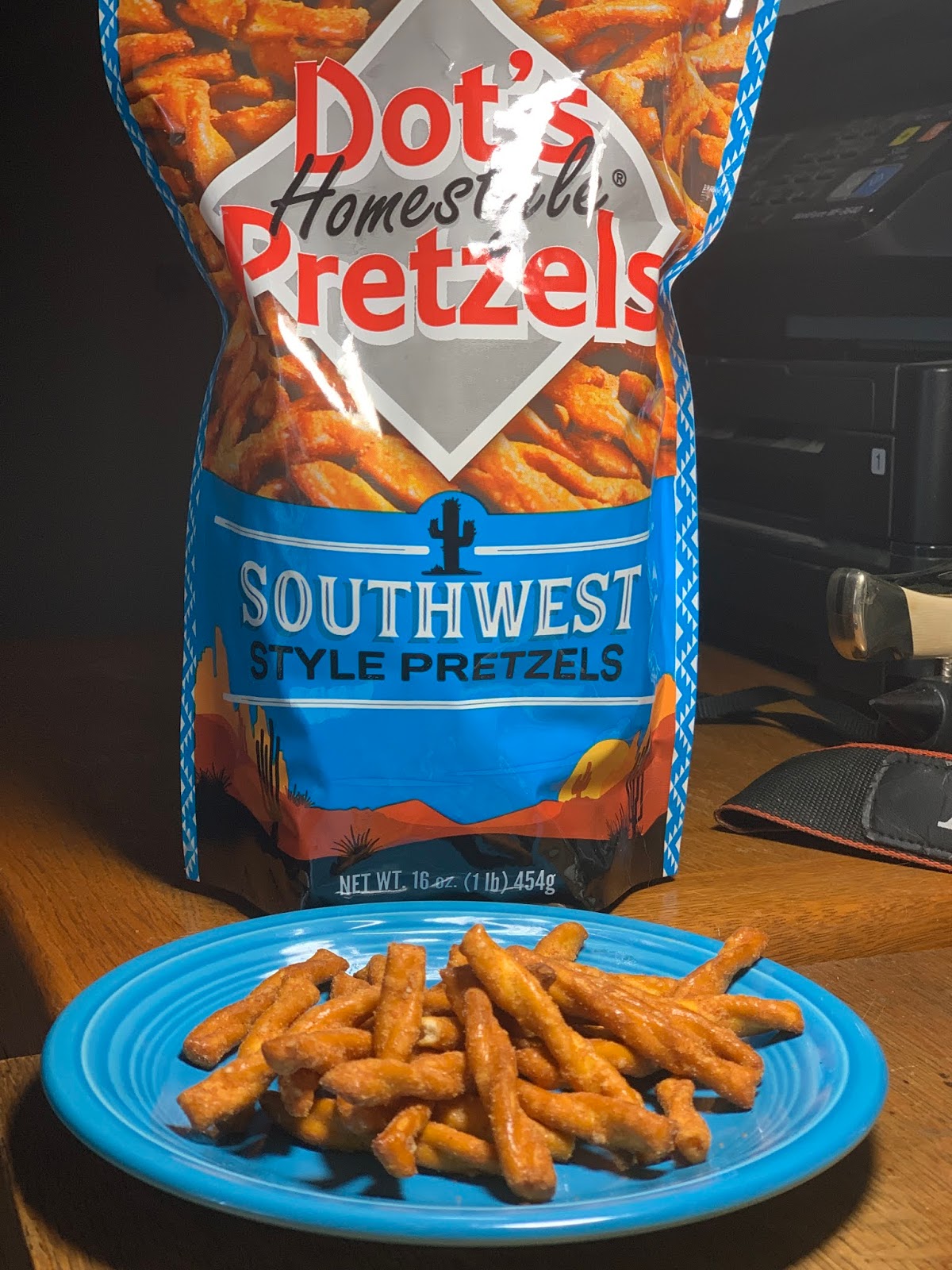MAD MEAT GENIUS DOT"S SOUTHWEST PRETZELS