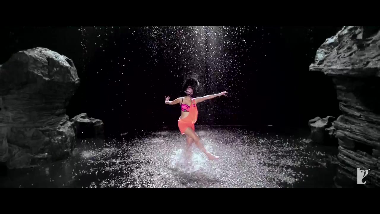 Katrina wet photos dhoom 3