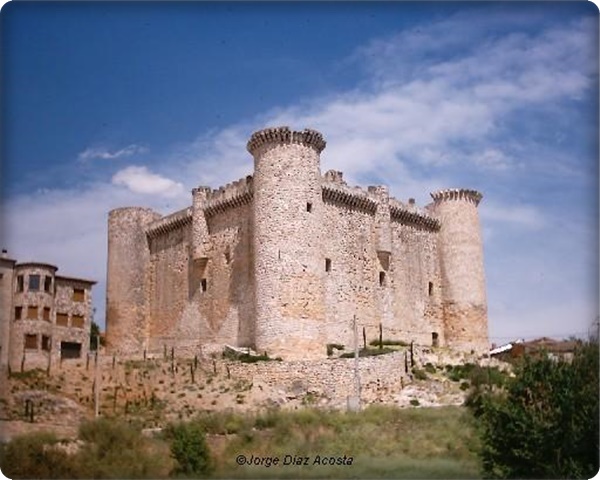 Torija y su castillo (Guadalajara)