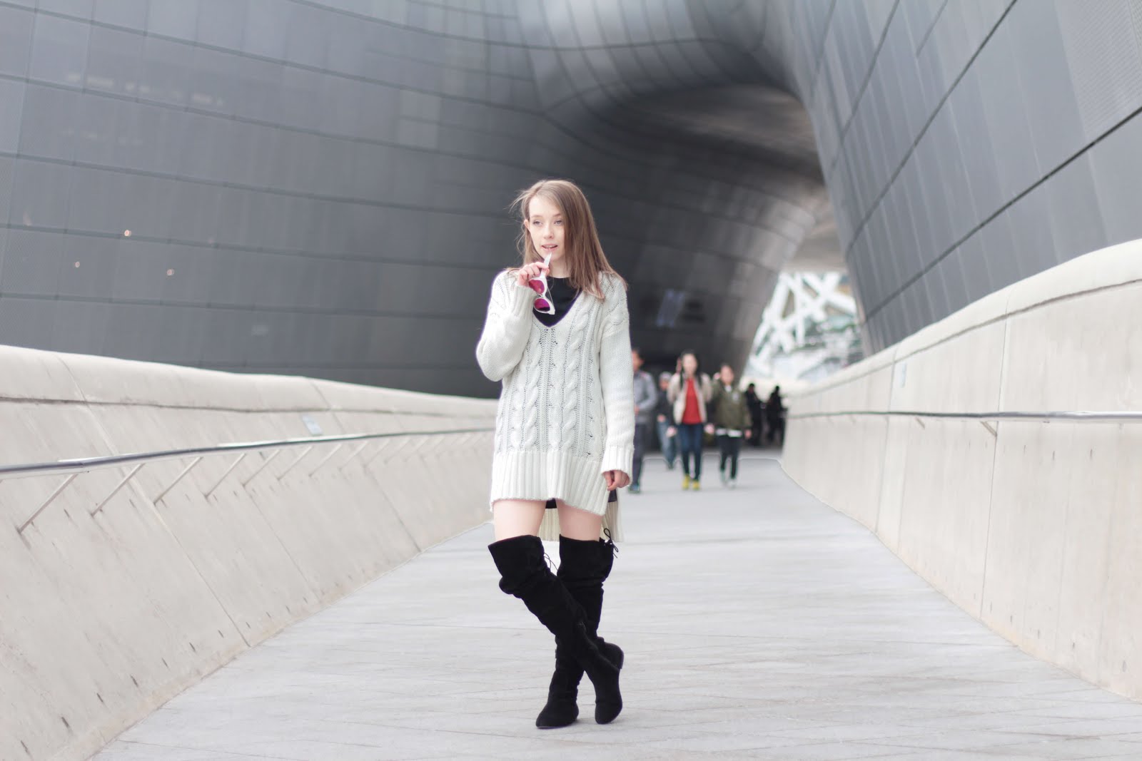 personal style fashion blogging flat otk boots how to wear