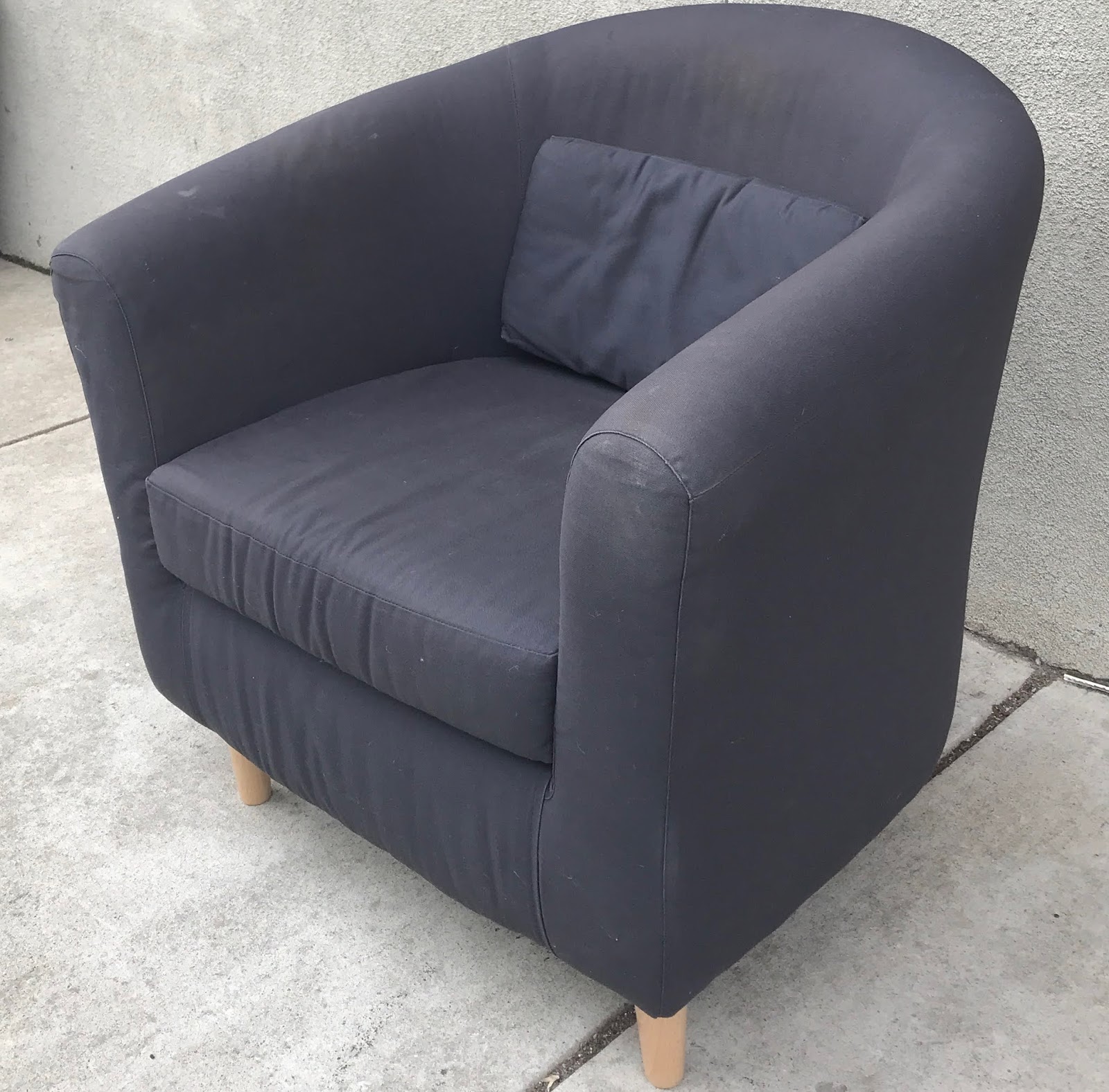 Uhuru Furniture & Collectibles 470104 IKEA Tub Chair 35 SOLD