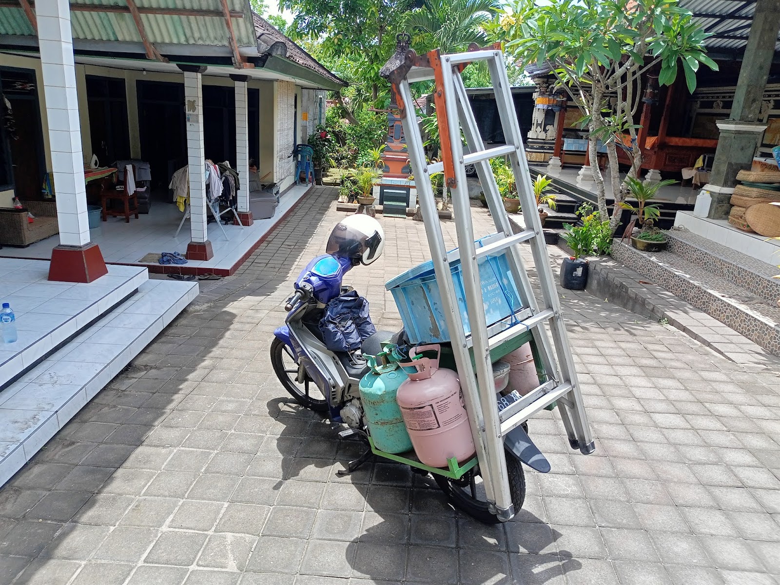 Tukang Service AC di Denpasar Bali. WA:08123842419