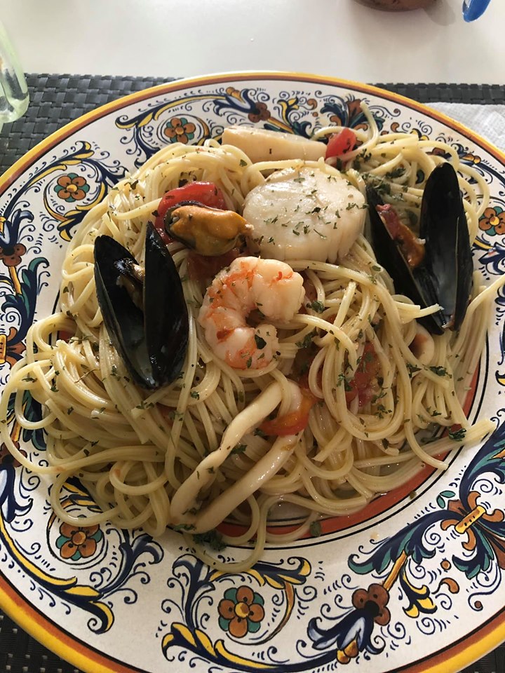 cooking like mama with Simone : Spaghetti Frutti di Mare Ina Garten