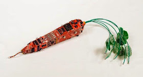 09-Carrot-Steven-Rodrig-Upcycle-PCB-Sculptures-from-used-Electronics-www-designstack-co