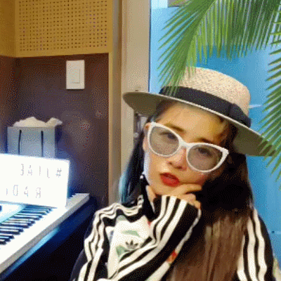 러블리즈 지애의 보이는 브이라디오 움짤