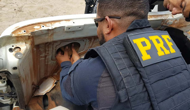 PRF, com apoio da PM-PE, apreende 29 kg de cocaína na região de Juazeiro; veja vídeo