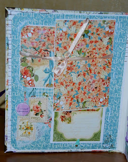 И роза падает с куста...Или нежный альбом в ретро стиле для малышки.